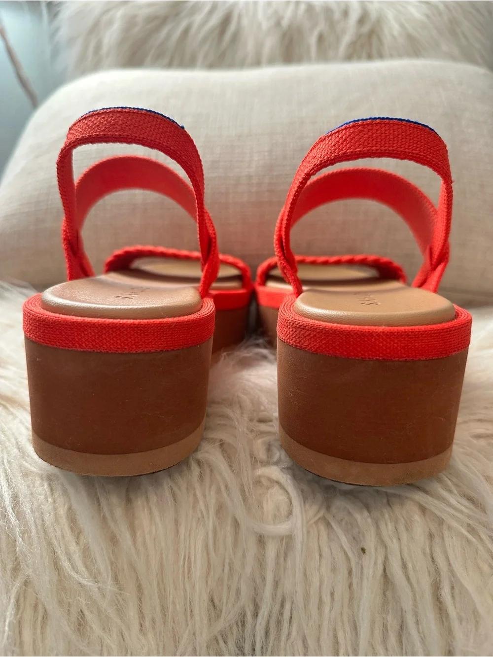 Rothy's The Lightweight Wedge Platform Sandal in Red Hot ♥️ Women’s size 6.5 - Picture 3 of 12